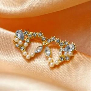 💕 $6 Bundled New Heart Pearl Decor Earrings